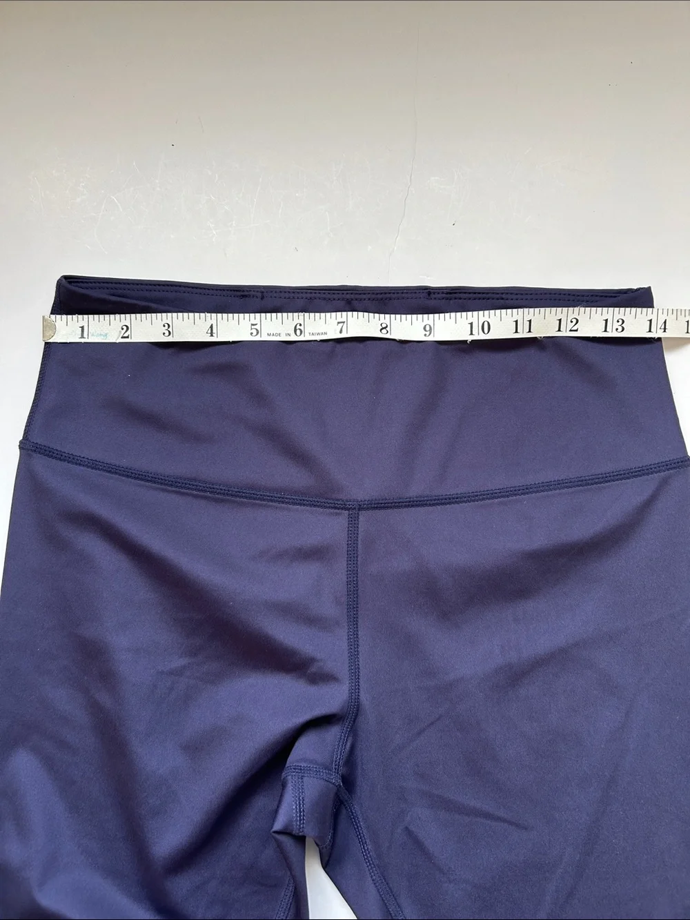 kate spade Navy Scalloped-Hem Crop Leggings M
